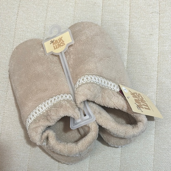 Muk Luks Shoes - Muk Luks Beige Women's Slippers